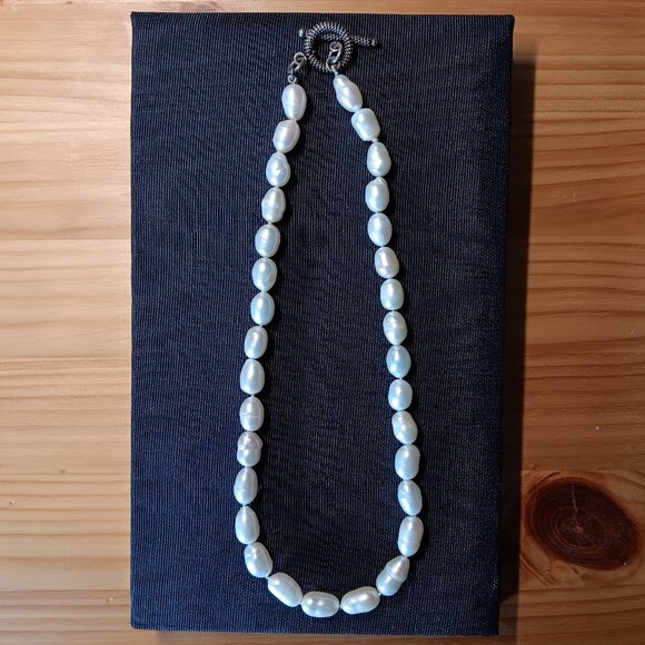 Large Cultured Freshwater 10-11mm White BAROQUE Pearl necklace – 15 in - Picture 1 of 4